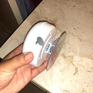 White Sylvania Shower Speaker !